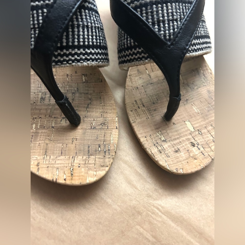 White Mountain Black and Cream Wedge Sandals - Picture 10 of 12